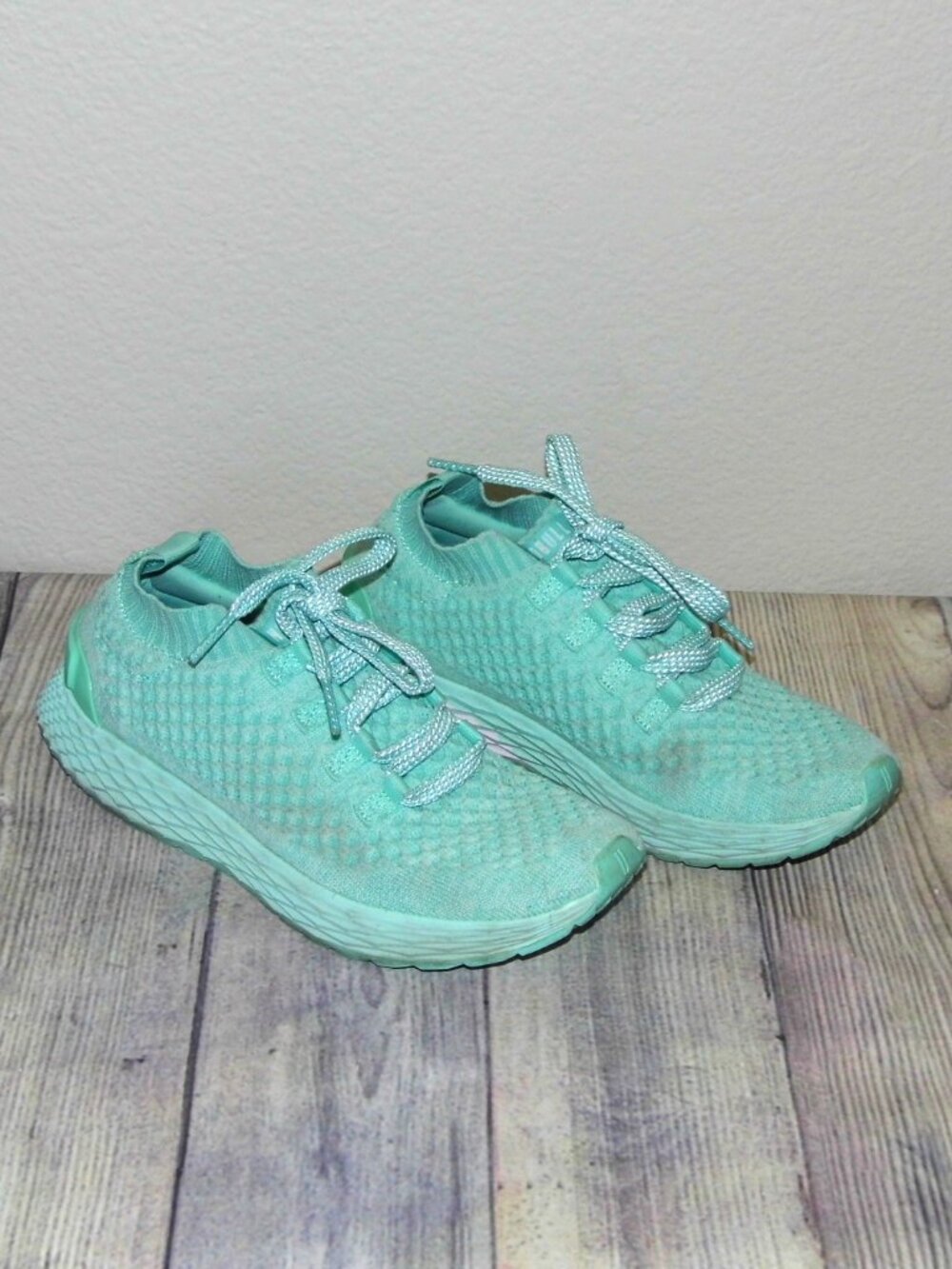 NOBULL Knit Runner Aqua Sneakers Womens Size 8.5